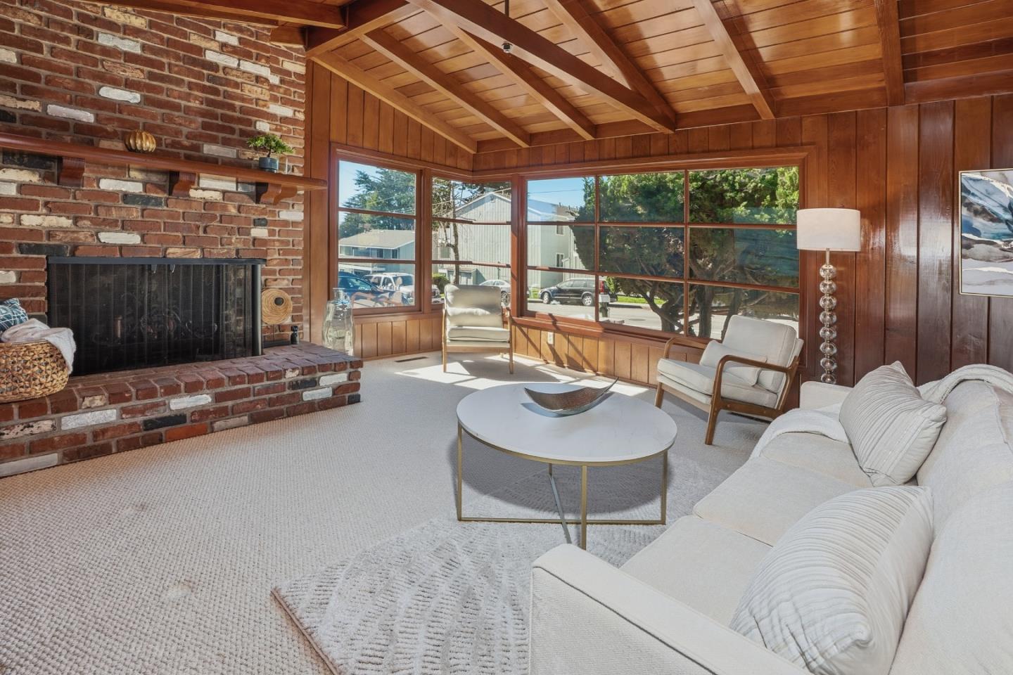 Detail Gallery Image 5 of 46 For 656 24th Ave, Santa Cruz,  CA 95062 - 2 Beds | 3 Baths