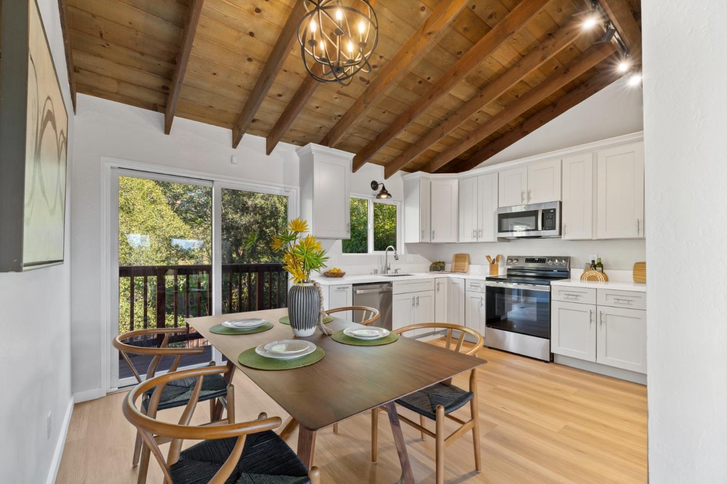 Detail Gallery Image 15 of 34 For 108 Jessie St, Santa Cruz,  CA 95060 - 3 Beds | 2 Baths