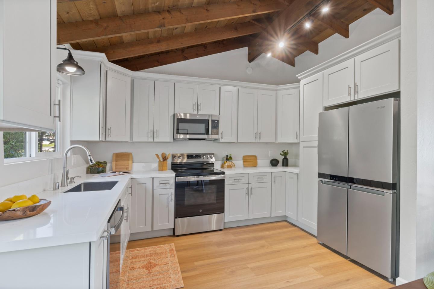 Detail Gallery Image 17 of 34 For 108 Jessie St, Santa Cruz,  CA 95060 - 3 Beds | 2 Baths