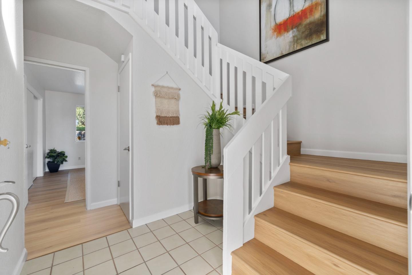 Detail Gallery Image 6 of 34 For 108 Jessie St, Santa Cruz,  CA 95060 - 3 Beds | 2 Baths