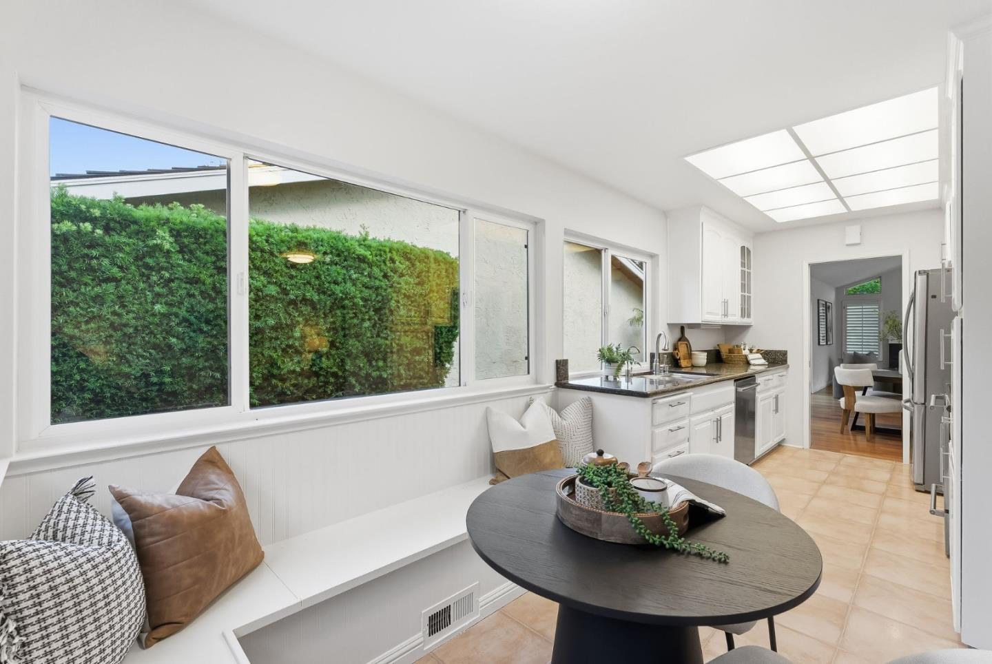 Detail Gallery Image 11 of 24 For 211 Drakes Bay Ave, Los Gatos,  CA 95032 - 3 Beds | 2 Baths