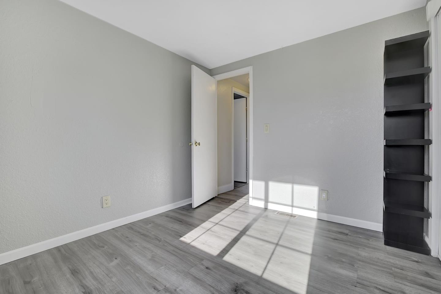 Detail Gallery Image 13 of 34 For 866 Spindrift #866,  San Jose,  CA 95134 - 3 Beds | 2 Baths