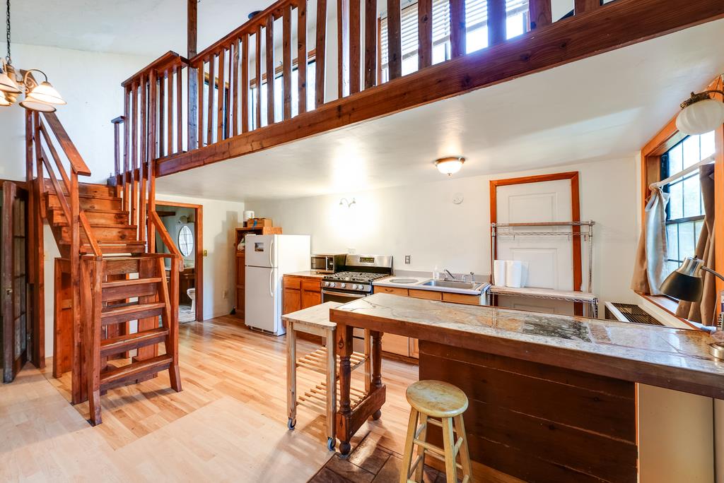 Detail Gallery Image 3 of 9 For 400 Red Hawk Ln, Aptos,  CA 95003 - 1 Beds | 1 Baths