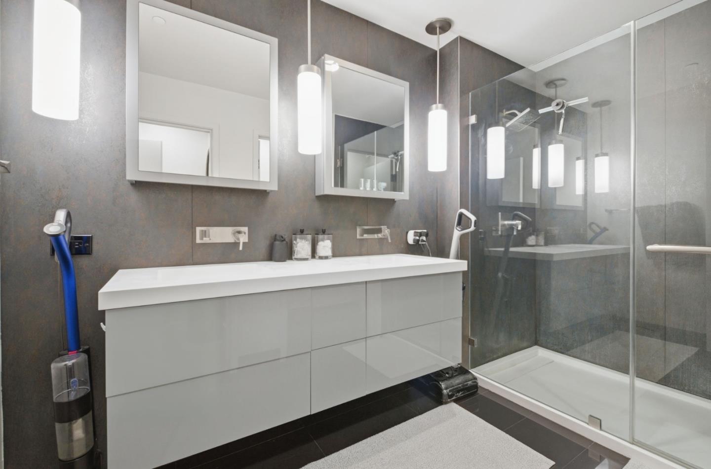 Detail Gallery Image 15 of 36 For 88 E San Fernando St #308,  San Jose,  CA 95113 - 3 Beds | 2/1 Baths