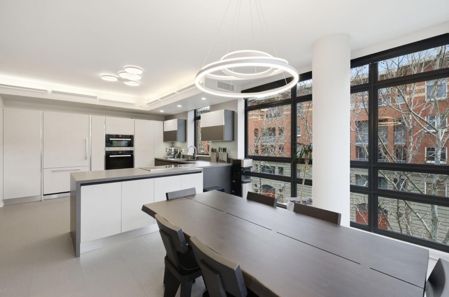 Detail Gallery Image 8 of 36 For 88 E San Fernando St #308,  San Jose,  CA 95113 - 3 Beds | 2/1 Baths