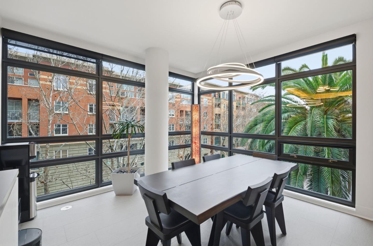 Detail Gallery Image 9 of 36 For 88 E San Fernando St #308,  San Jose,  CA 95113 - 3 Beds | 2/1 Baths