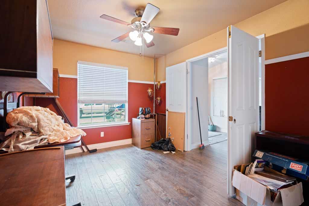 Detail Gallery Image 11 of 20 For 1940 Sycamore, Hollister,  CA 95023 - 3 Beds | 2 Baths