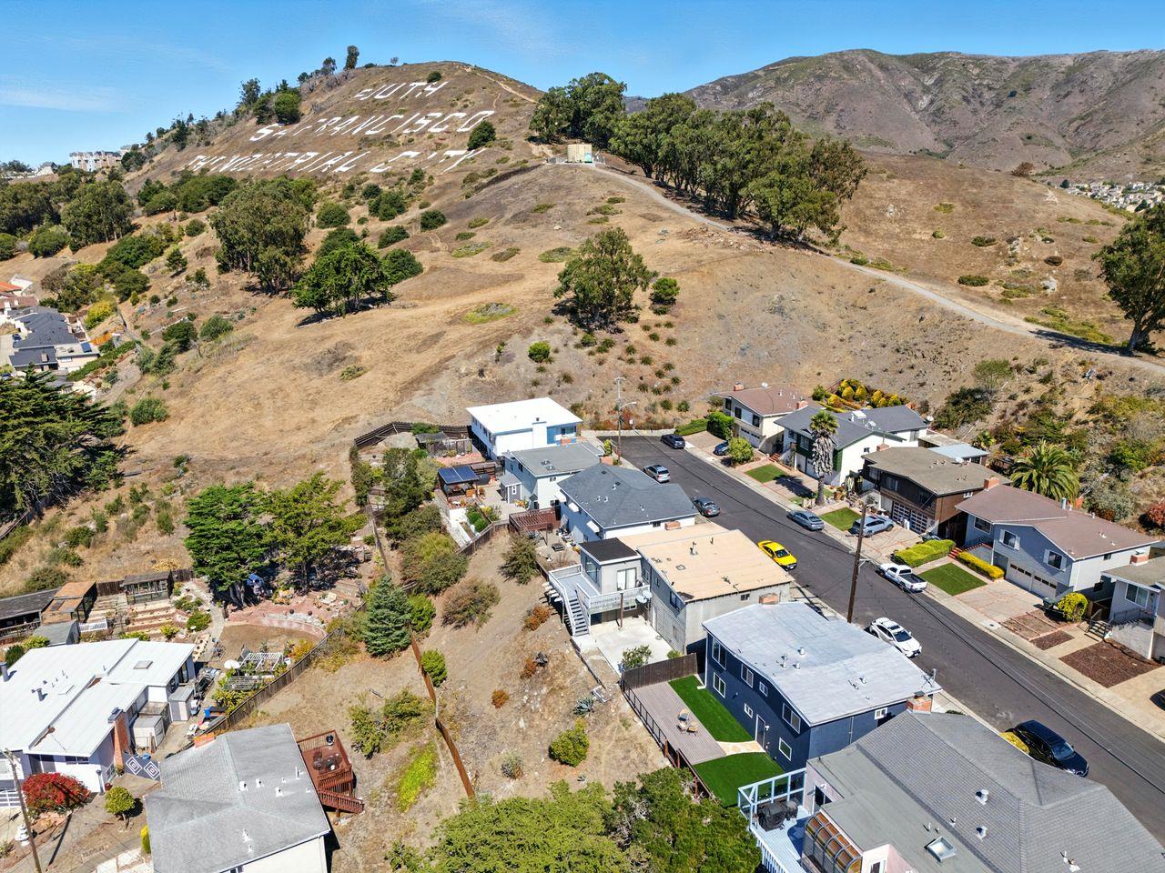 Detail Gallery Image 65 of 67 For 553 Diamond Ave, South San Francisco,  CA 94080 - 4 Beds | 3 Baths