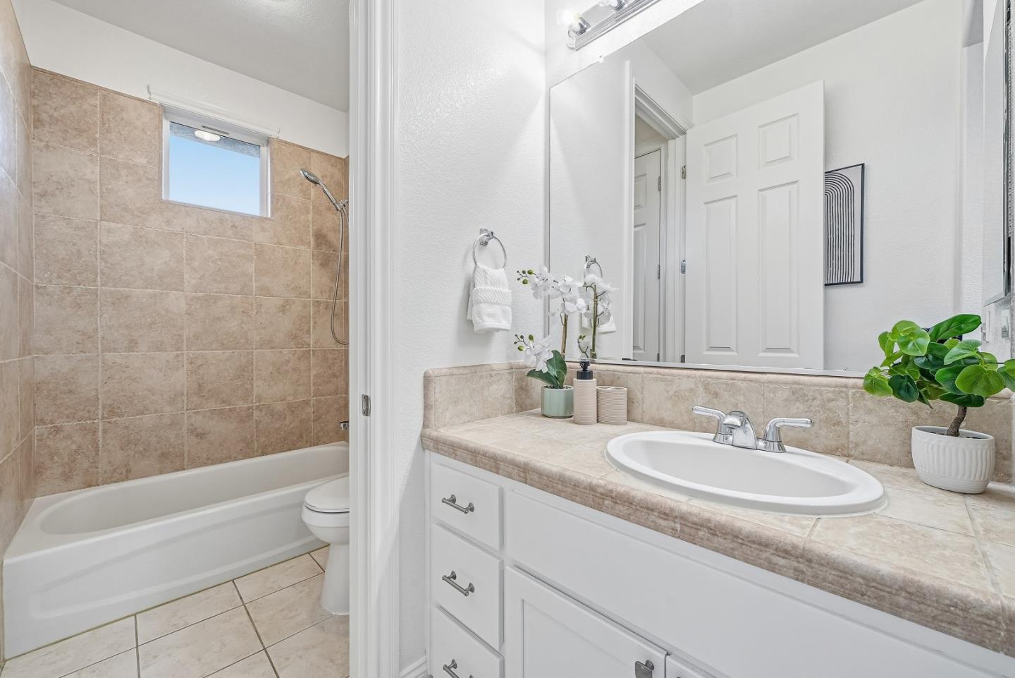 Detail Gallery Image 38 of 56 For 1136 Mckay Dr, San Jose,  CA 95131 - 4 Beds | 3 Baths