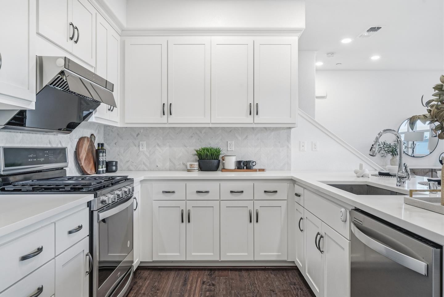 Photo #13: ML82030081 Listing: Photo #13