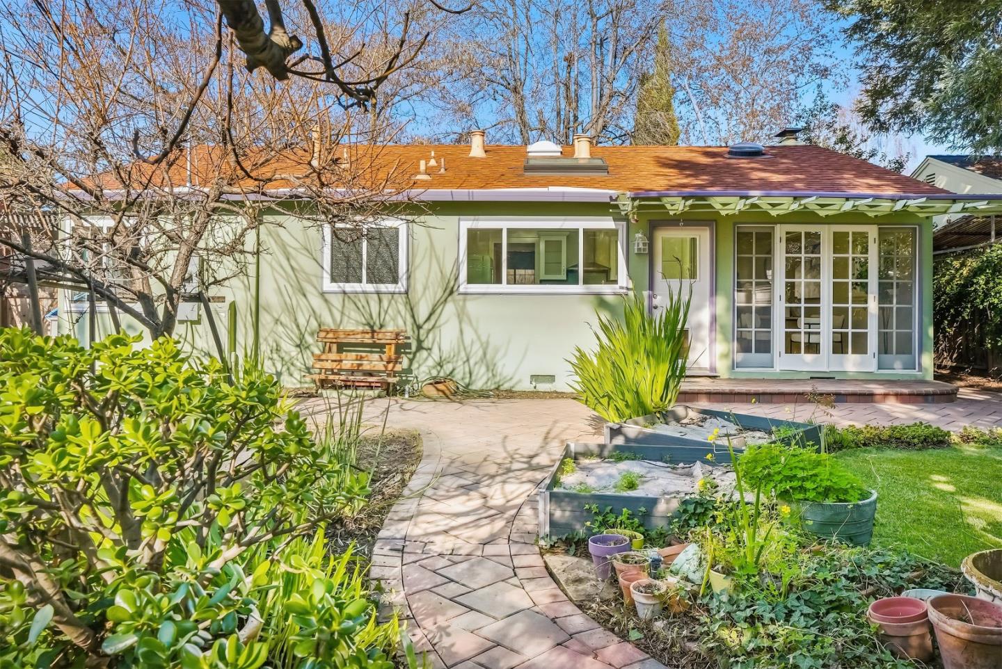 Detail Gallery Image 29 of 41 For 2306 Peachtree Ln, San Jose,  CA 95128 - 3 Beds | 1 Baths