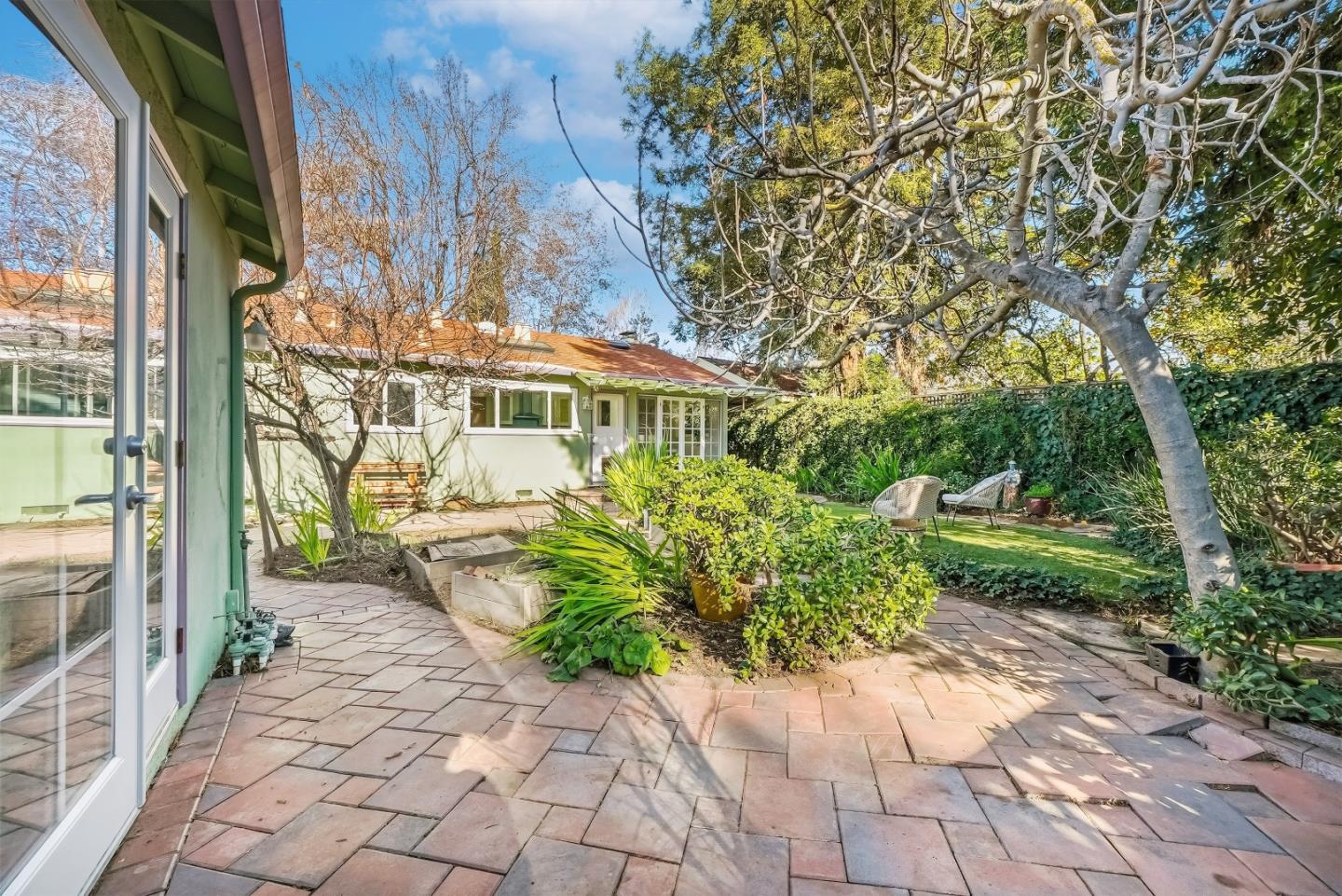 Detail Gallery Image 30 of 41 For 2306 Peachtree Ln, San Jose,  CA 95128 - 3 Beds | 1 Baths