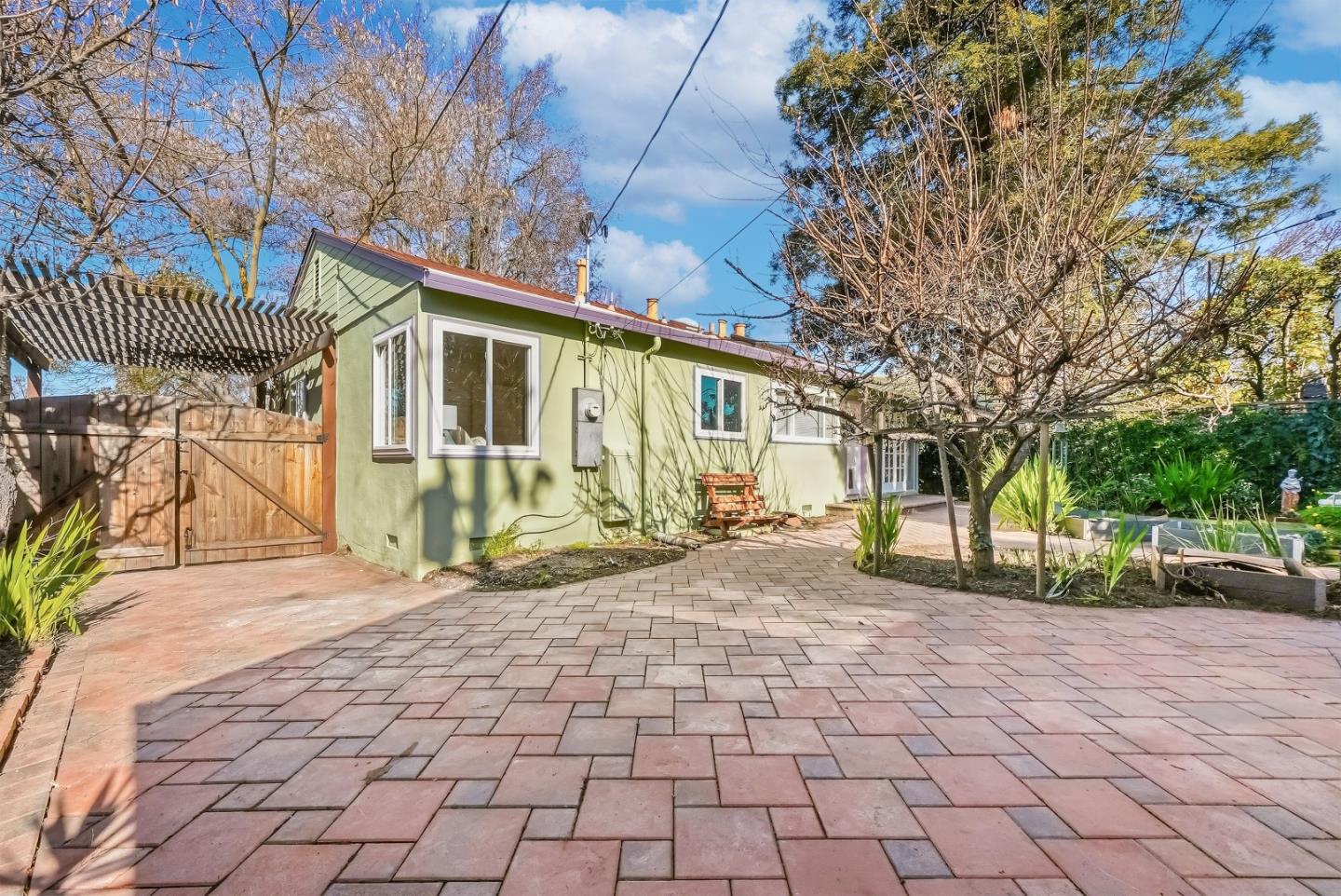 Detail Gallery Image 32 of 41 For 2306 Peachtree Ln, San Jose,  CA 95128 - 3 Beds | 1 Baths