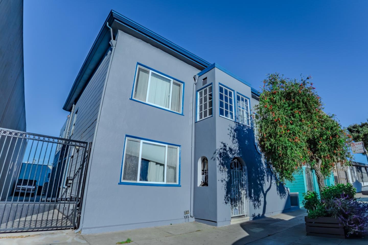Detail Gallery Image 33 of 35 For 2018 Oakdale Ave, San Francisco,  CA 94124 - 3 Beds | 2 Baths