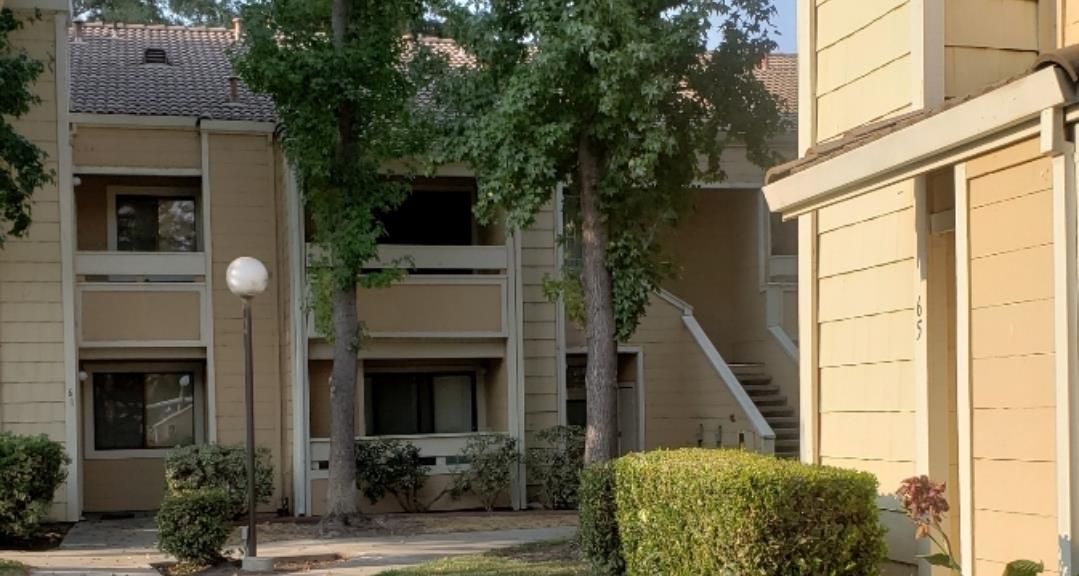 Front Image Thumbnail for ML82030084