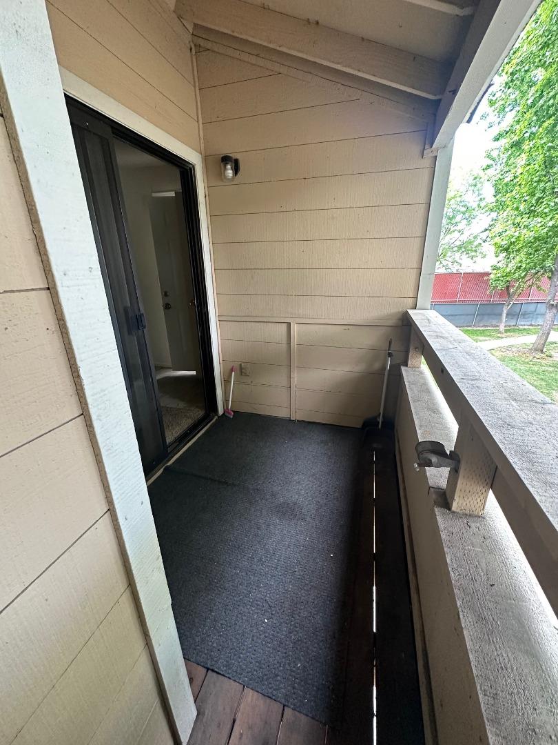 Detail Gallery Image 9 of 16 For 1645 Pyrenees Ave #63,  Stockton,  CA 95210 - 1 Beds | 1 Baths