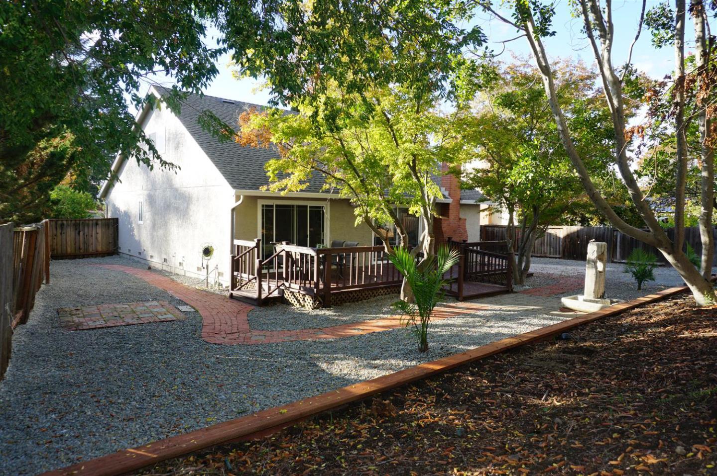 Detail Gallery Image 4 of 44 For 4146 Moonflower Ct, San Jose,  CA 95135 - 4 Beds | 2 Baths