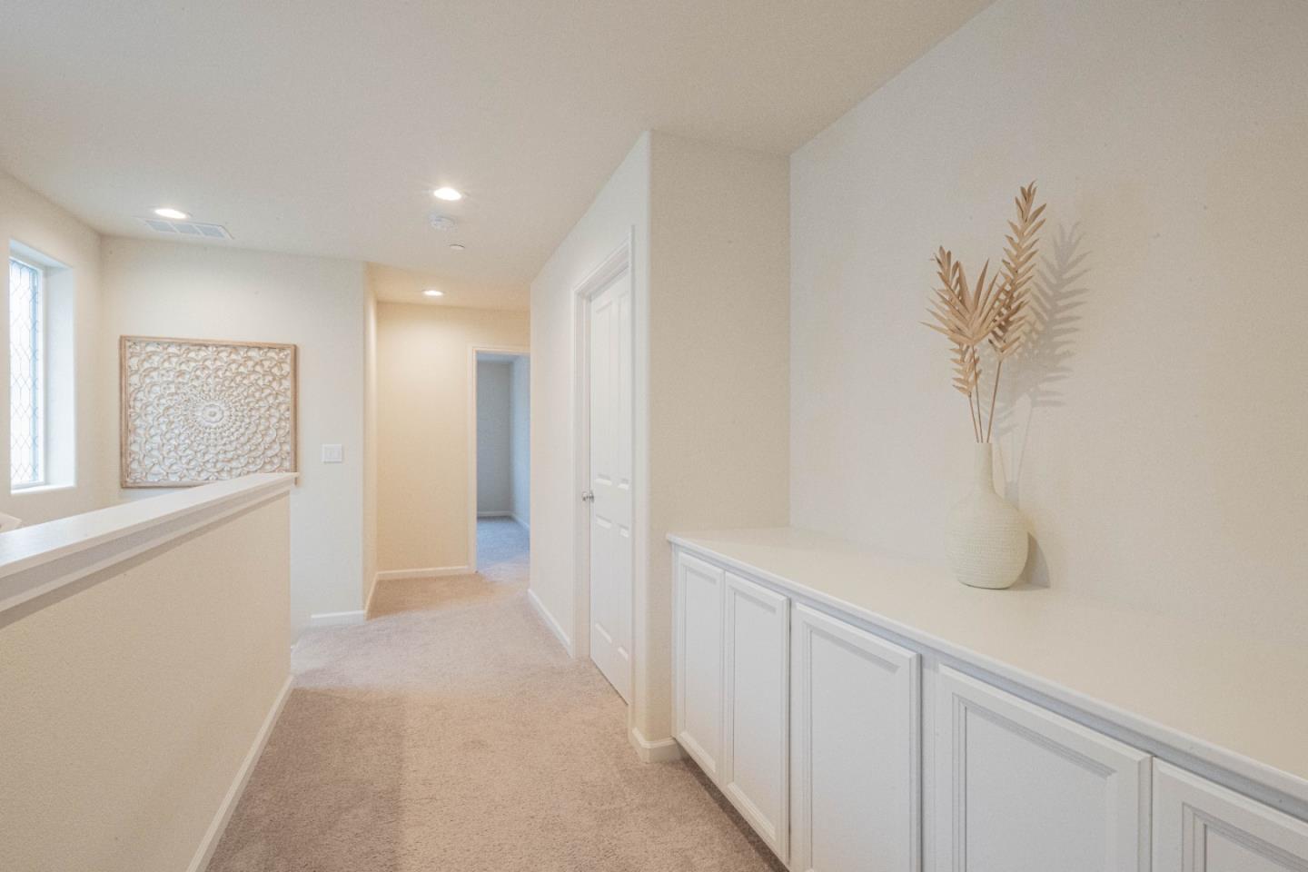 Detail Gallery Image 19 of 46 For 18831 Sedgwick Ln, Marina,  CA 93933 - 3 Beds | 2/1 Baths