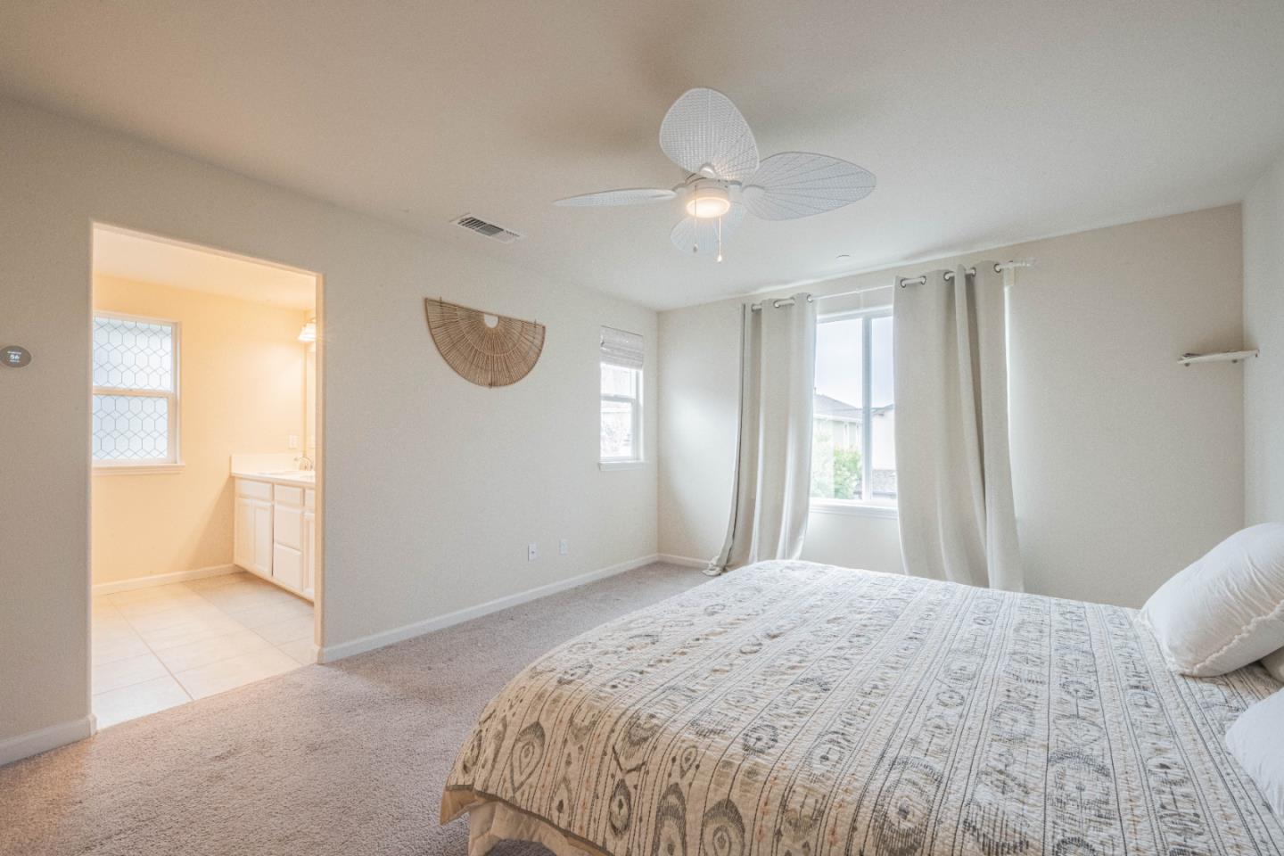 Detail Gallery Image 22 of 46 For 18831 Sedgwick Ln, Marina,  CA 93933 - 3 Beds | 2/1 Baths