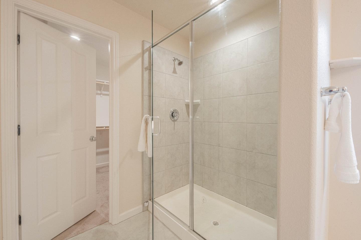 Detail Gallery Image 24 of 46 For 18831 Sedgwick Ln, Marina,  CA 93933 - 3 Beds | 2/1 Baths