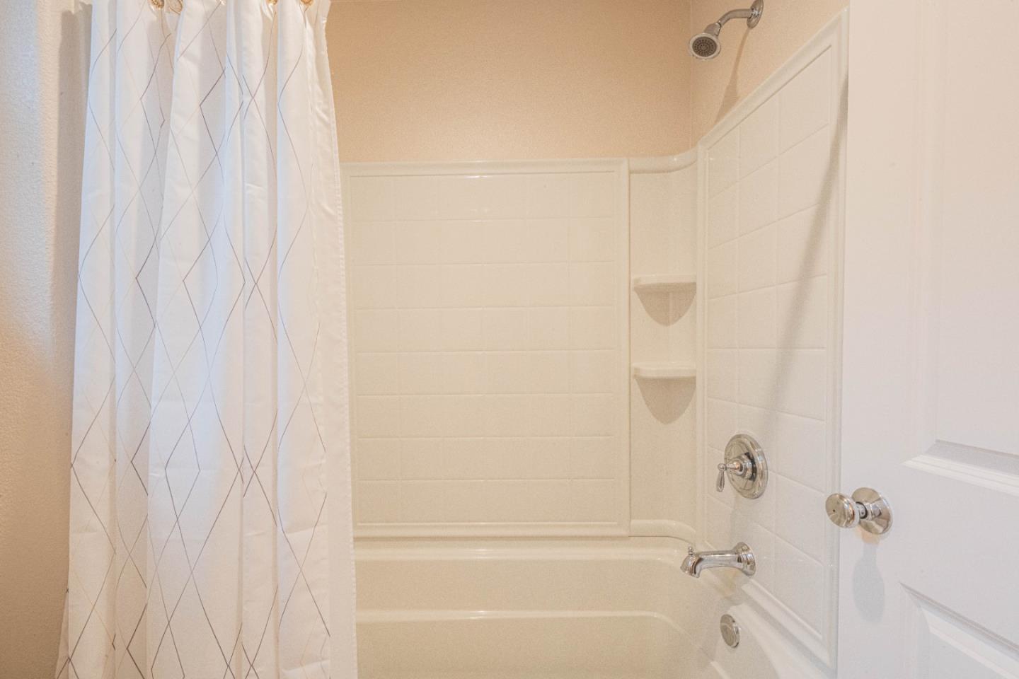 Detail Gallery Image 32 of 46 For 18831 Sedgwick Ln, Marina,  CA 93933 - 3 Beds | 2/1 Baths