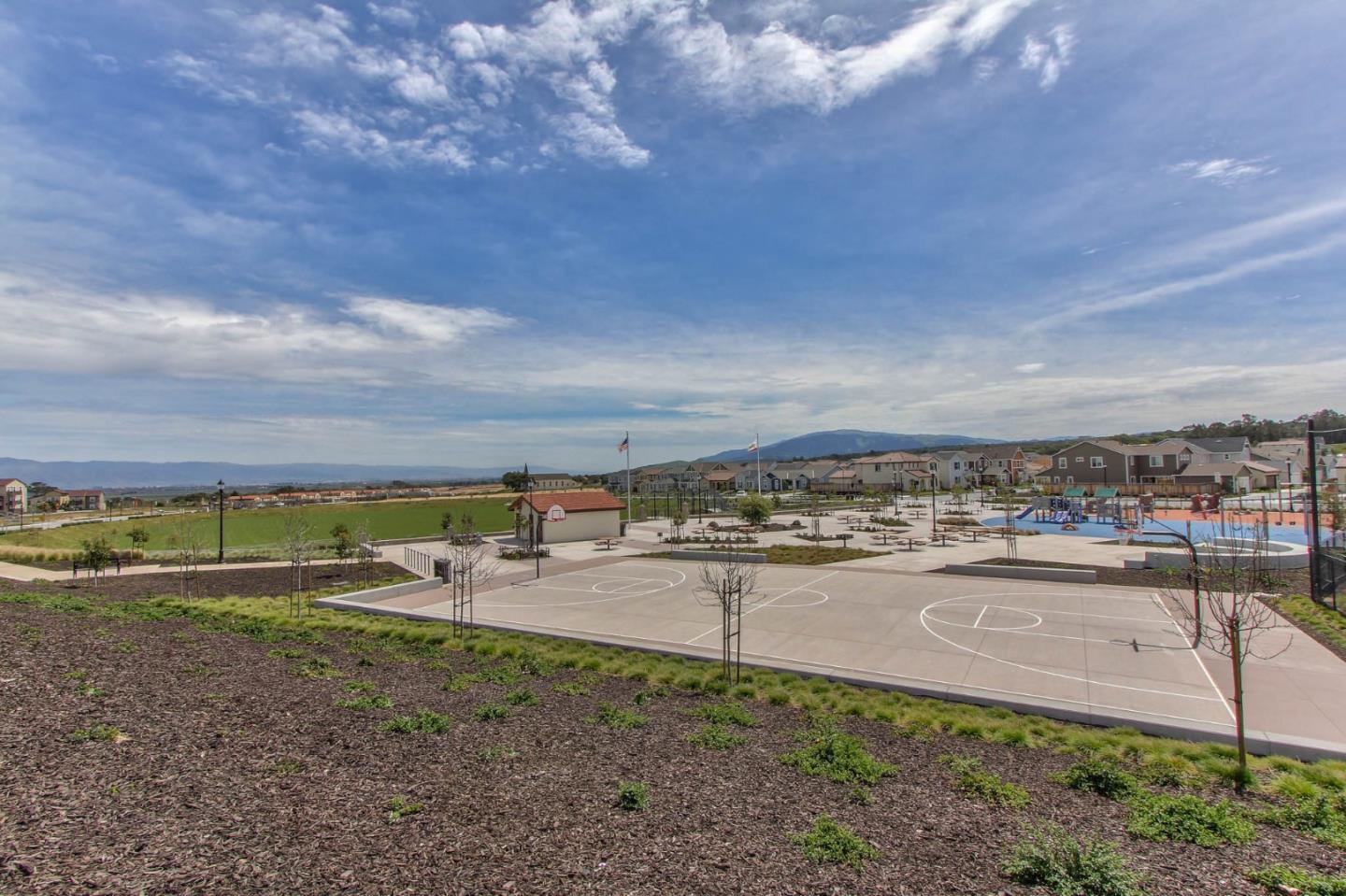 Detail Gallery Image 38 of 46 For 18831 Sedgwick Ln, Marina,  CA 93933 - 3 Beds | 2/1 Baths