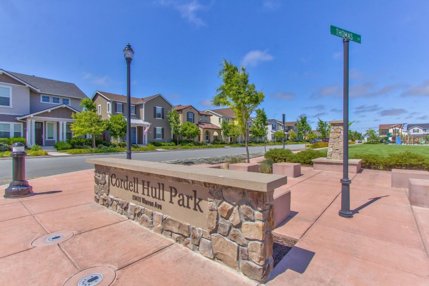 Detail Gallery Image 39 of 46 For 18831 Sedgwick Ln, Marina,  CA 93933 - 3 Beds | 2/1 Baths