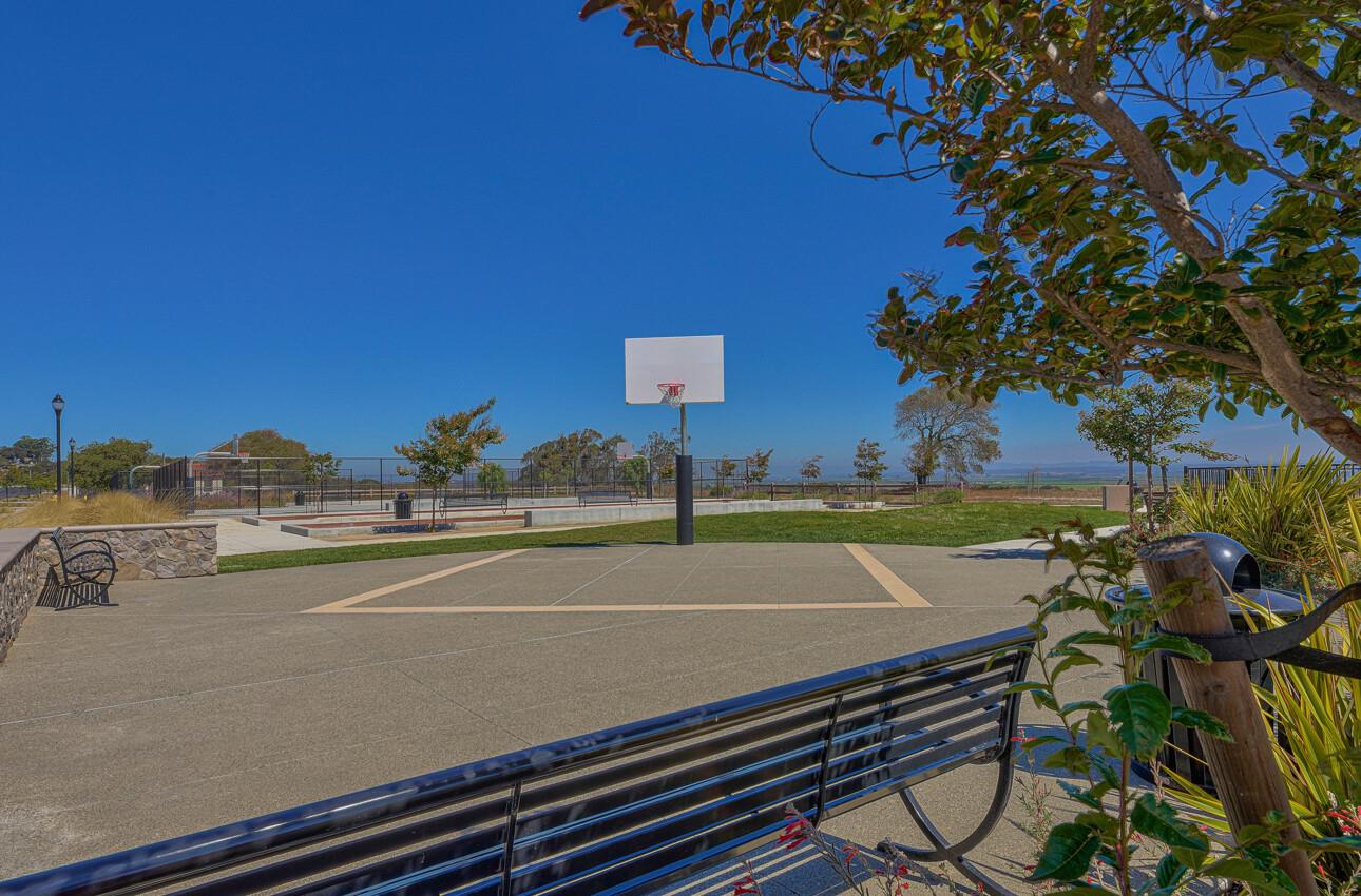 Detail Gallery Image 41 of 46 For 18831 Sedgwick Ln, Marina,  CA 93933 - 3 Beds | 2/1 Baths