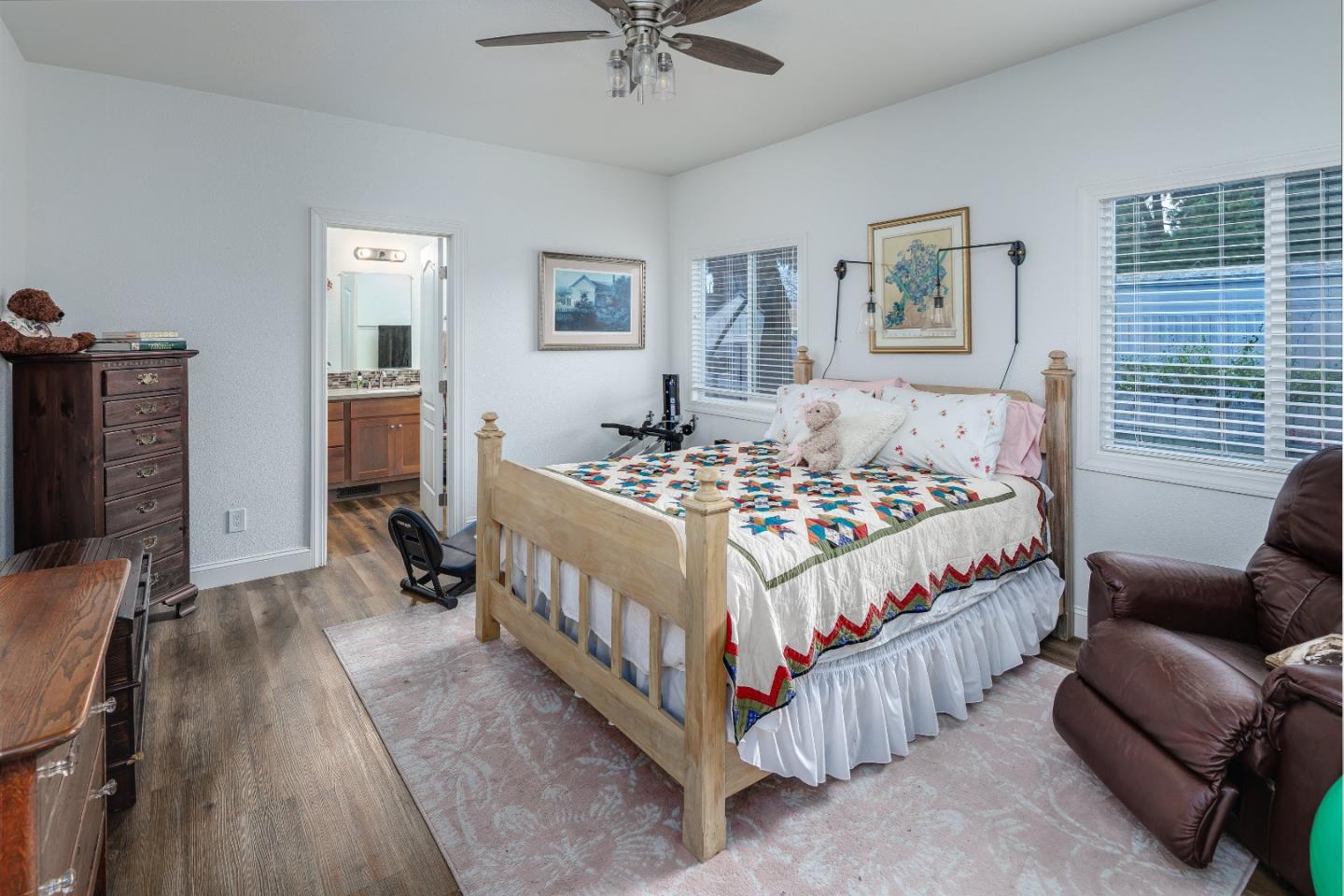 Detail Gallery Image 15 of 17 For 3395 S Higuera St #48,  San Luis Obispo,  CA 93401 - 2 Beds | 3 Baths