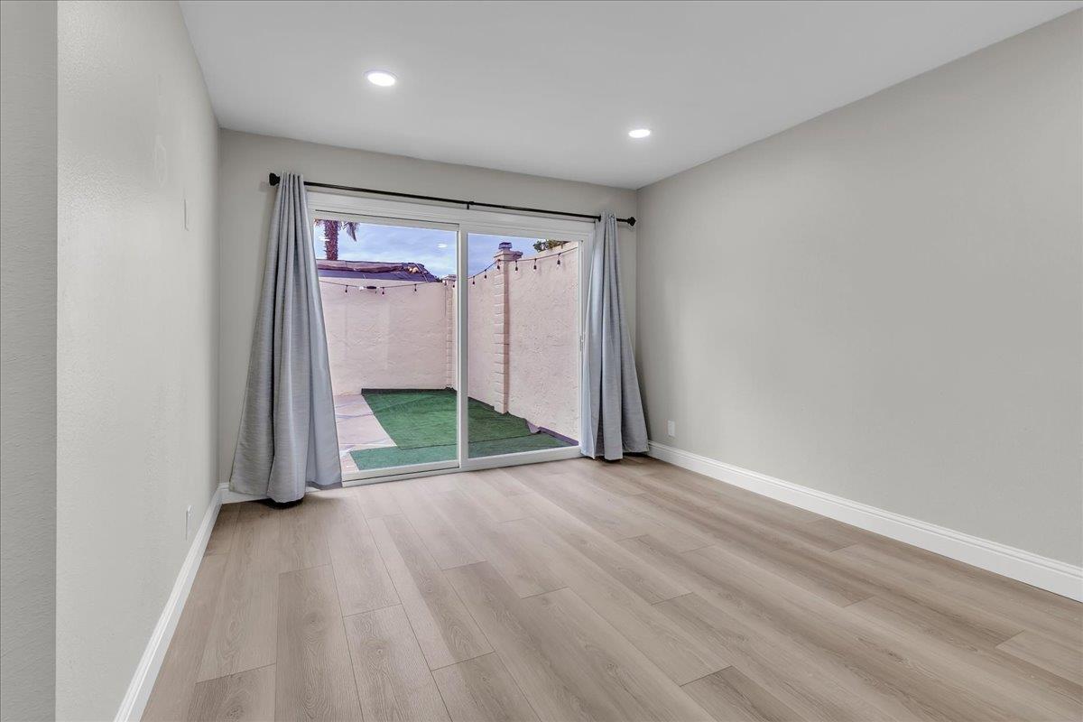 Detail Gallery Image 14 of 27 For 1680 Seville St, Salinas,  CA 93906 - 3 Beds | 2 Baths