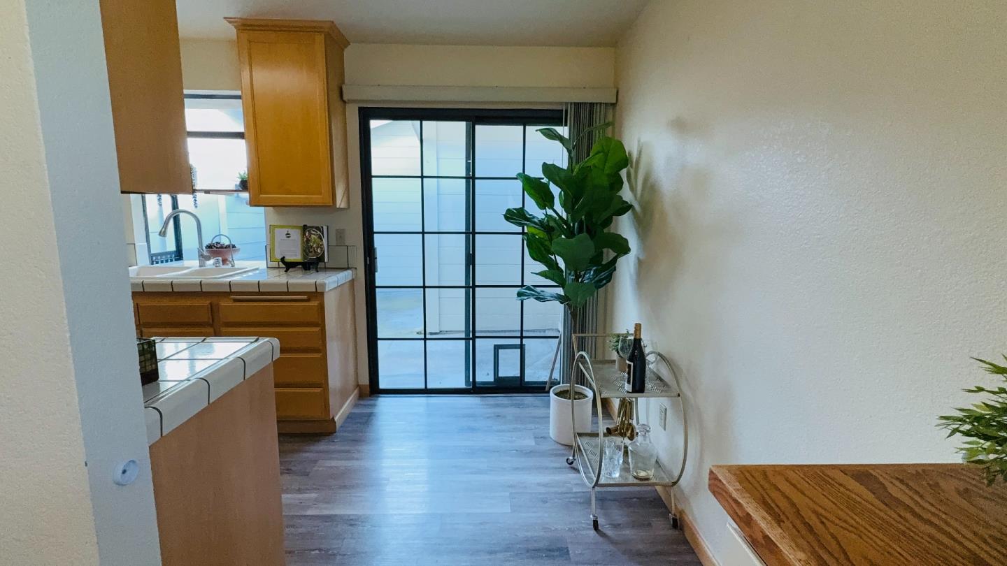 Detail Gallery Image 12 of 37 For 1026 Highlander Dr, Seaside,  CA 93955 - 2 Beds | 2 Baths