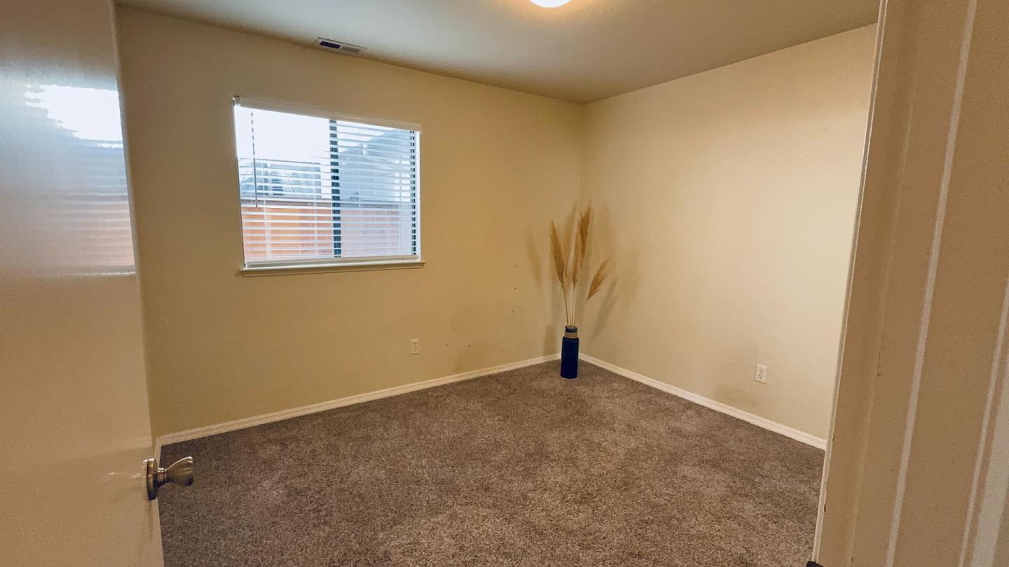 Detail Gallery Image 22 of 37 For 1026 Highlander Dr, Seaside,  CA 93955 - 2 Beds | 2 Baths