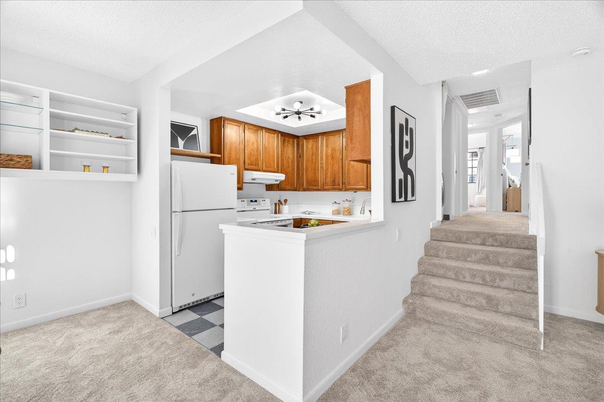 Photo #12: ML82030095 Listing: Photo #12