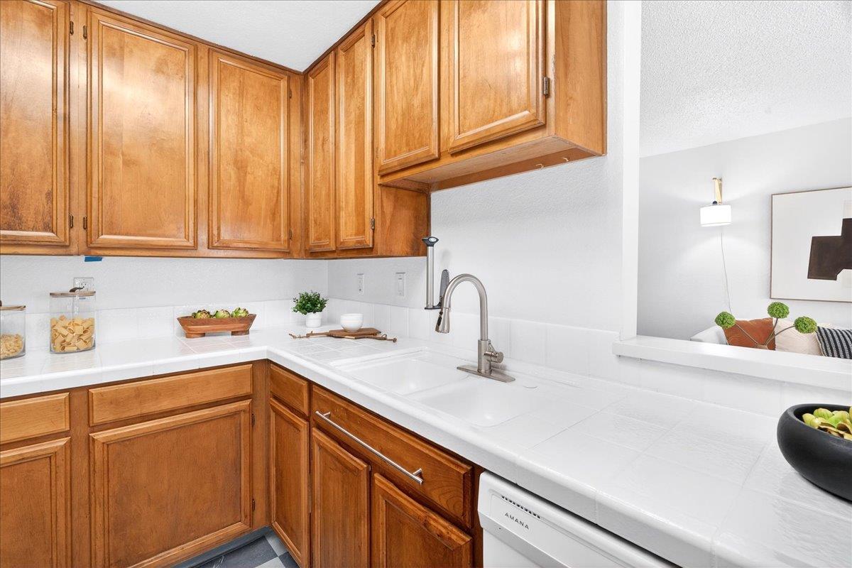 Photo #15: ML82030095 Listing: Photo #15