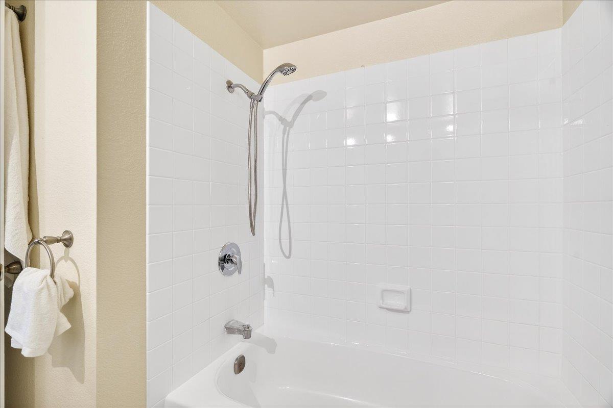 Photo #21: ML82030095 Listing: Photo #21