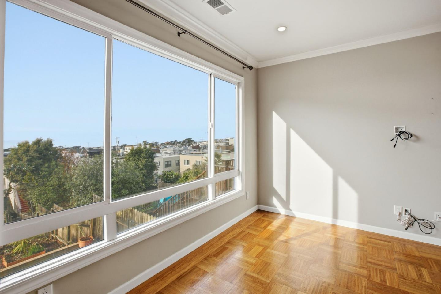 Detail Gallery Image 15 of 40 For 1927 30th Ave, San Francisco,  CA 94116 - 4 Beds | 3 Baths