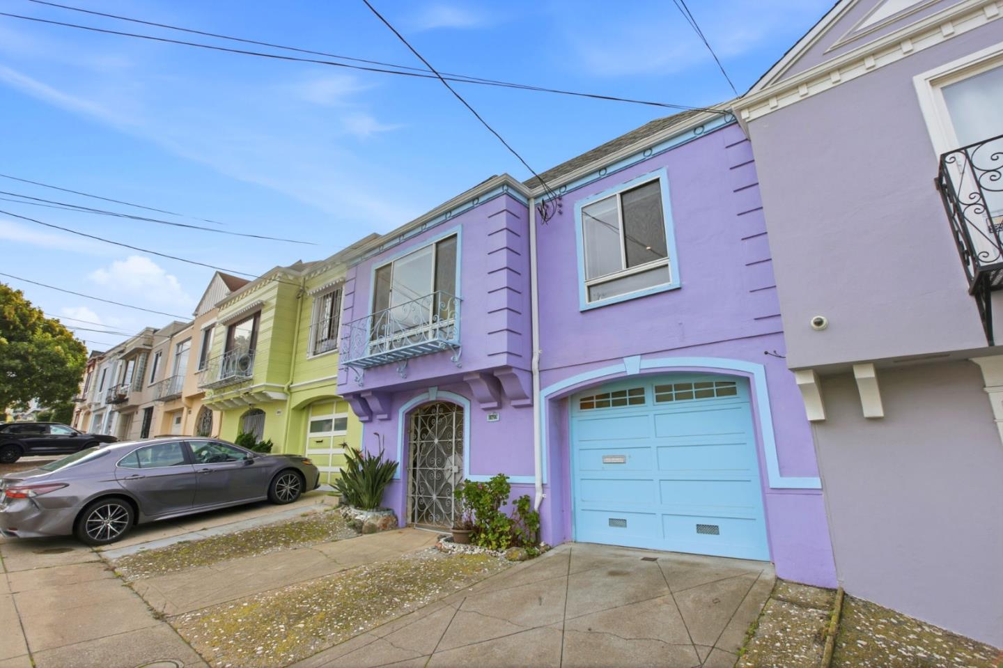 Detail Gallery Image 3 of 40 For 1927 30th Ave, San Francisco,  CA 94116 - 4 Beds | 3 Baths