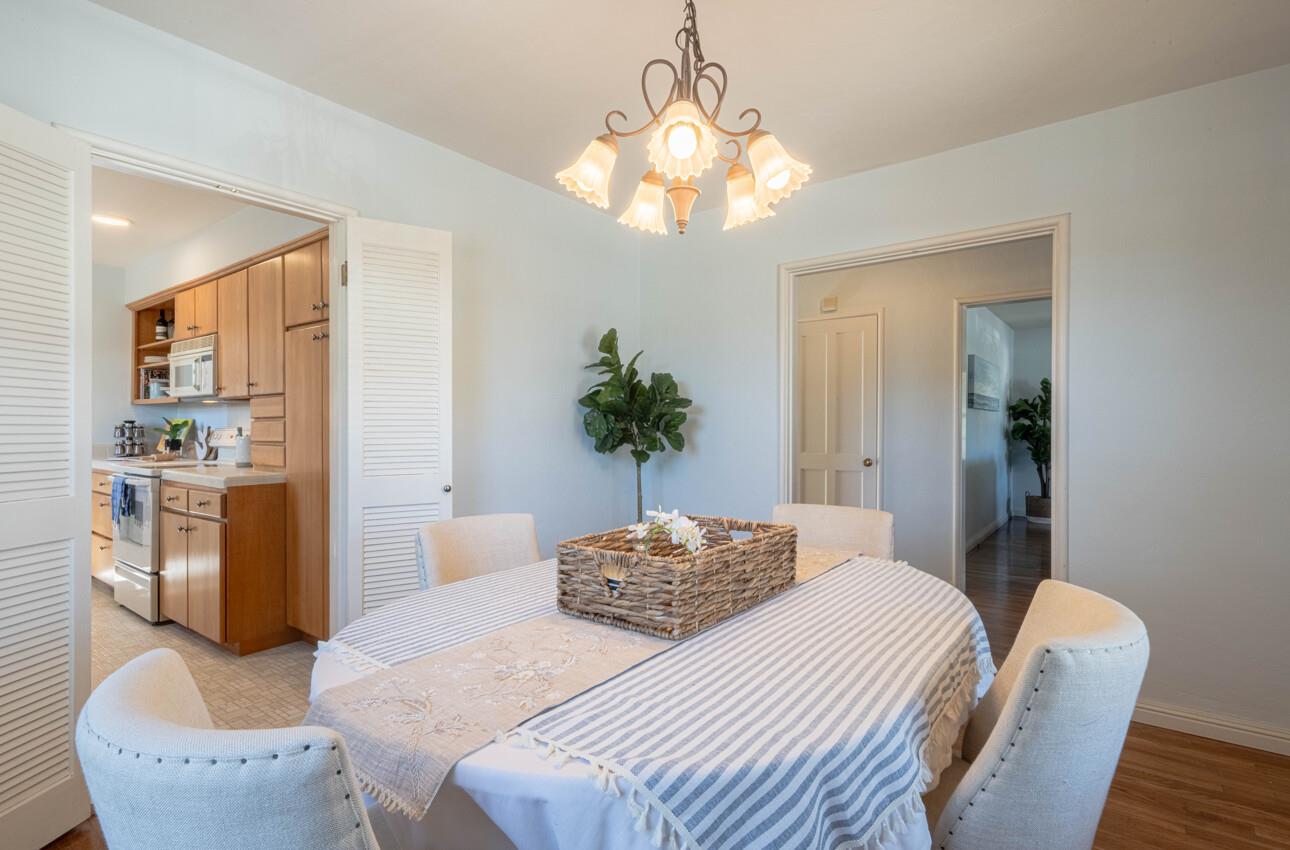 Detail Gallery Image 12 of 40 For 801 Laurel Ave, Pacific Grove,  CA 93950 - 2 Beds | 2 Baths