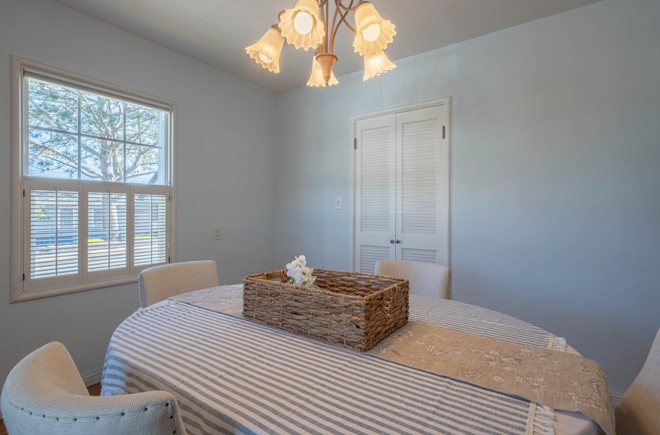 Detail Gallery Image 13 of 40 For 801 Laurel Ave, Pacific Grove,  CA 93950 - 2 Beds | 2 Baths