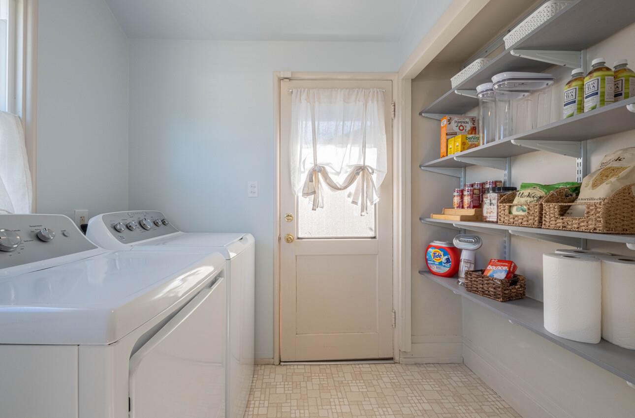 Detail Gallery Image 20 of 40 For 801 Laurel Ave, Pacific Grove,  CA 93950 - 2 Beds | 2 Baths