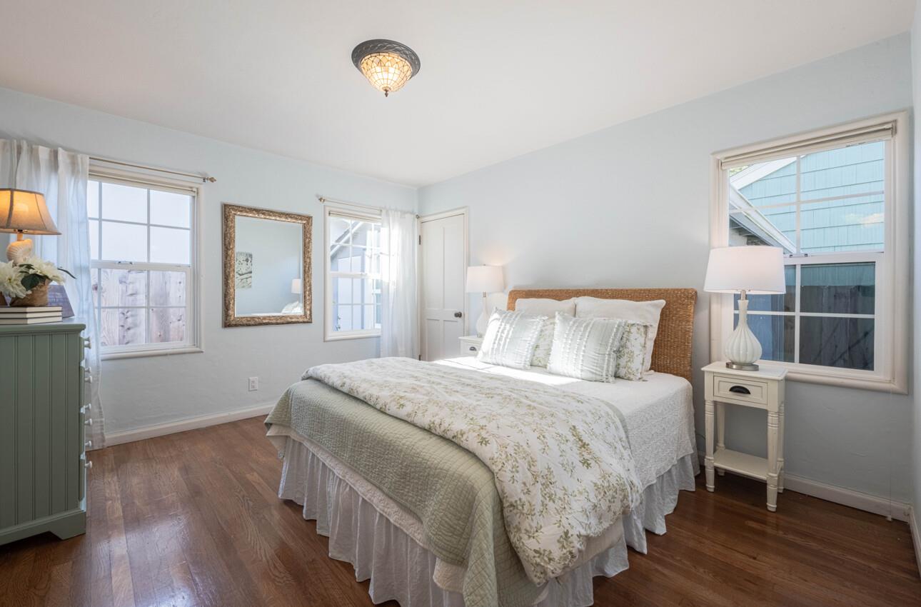 Detail Gallery Image 21 of 40 For 801 Laurel Ave, Pacific Grove,  CA 93950 - 2 Beds | 2 Baths