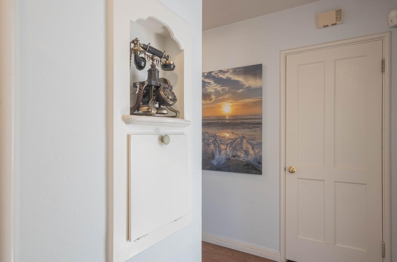 Detail Gallery Image 34 of 40 For 801 Laurel Ave, Pacific Grove,  CA 93950 - 2 Beds | 2 Baths