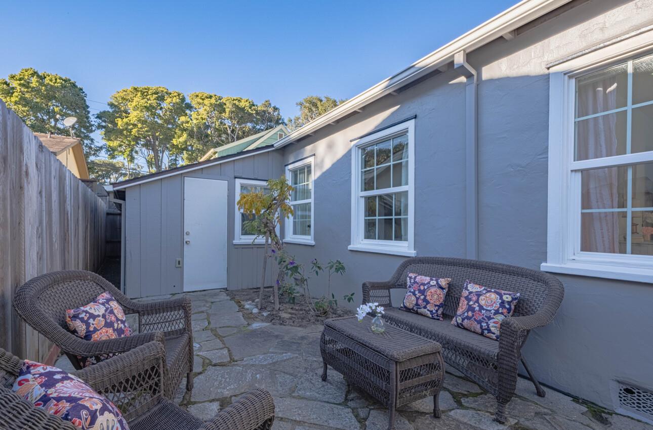 Detail Gallery Image 37 of 40 For 801 Laurel Ave, Pacific Grove,  CA 93950 - 2 Beds | 2 Baths