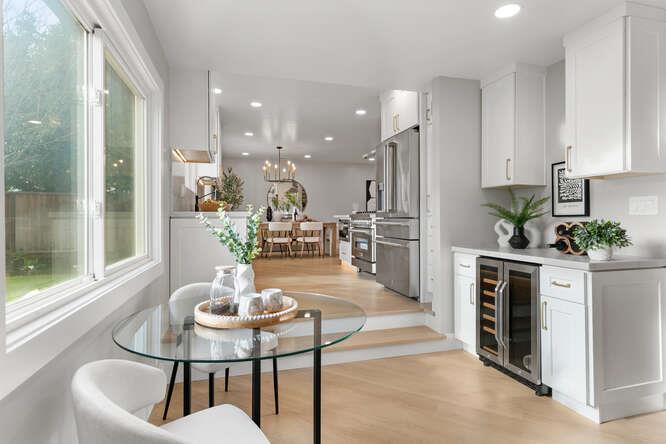 Detail Gallery Image 15 of 38 For 1622 Montrose Way, San Jose,  CA 95124 - 4 Beds | 3 Baths