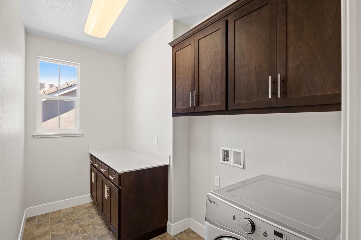 Detail Gallery Image 30 of 41 For 9850 Bobcat Ct, Gilroy,  CA 95020 - 4 Beds | 3/1 Baths