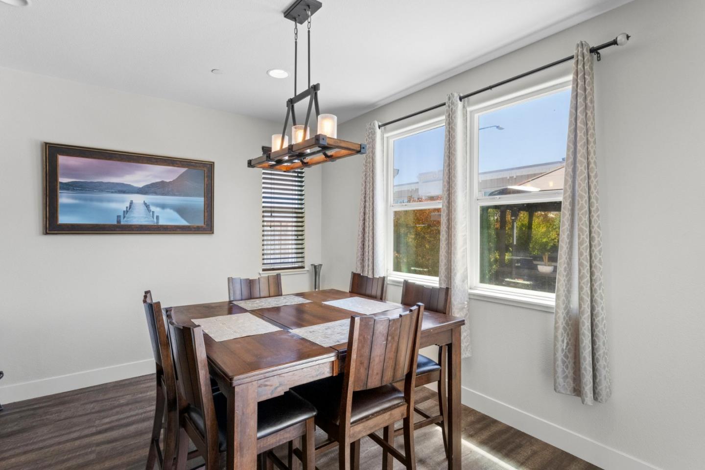 Detail Gallery Image 9 of 41 For 9850 Bobcat Ct, Gilroy,  CA 95020 - 4 Beds | 3/1 Baths