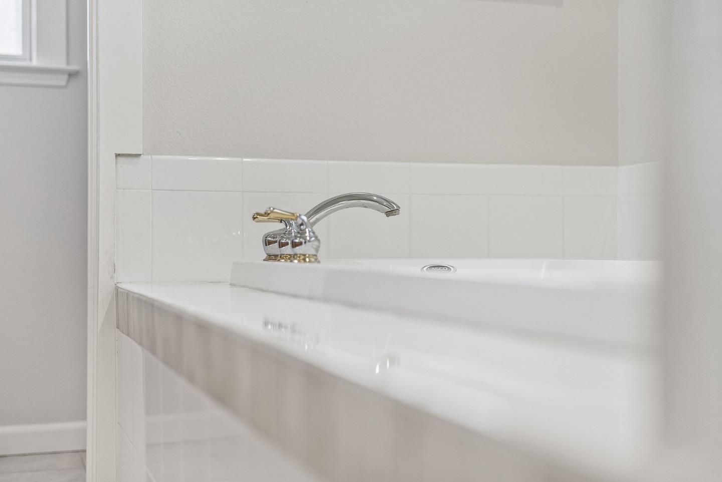 Detail Gallery Image 22 of 41 For 419 Linden St, Santa Cruz,  CA 95062 - 3 Beds | 2 Baths