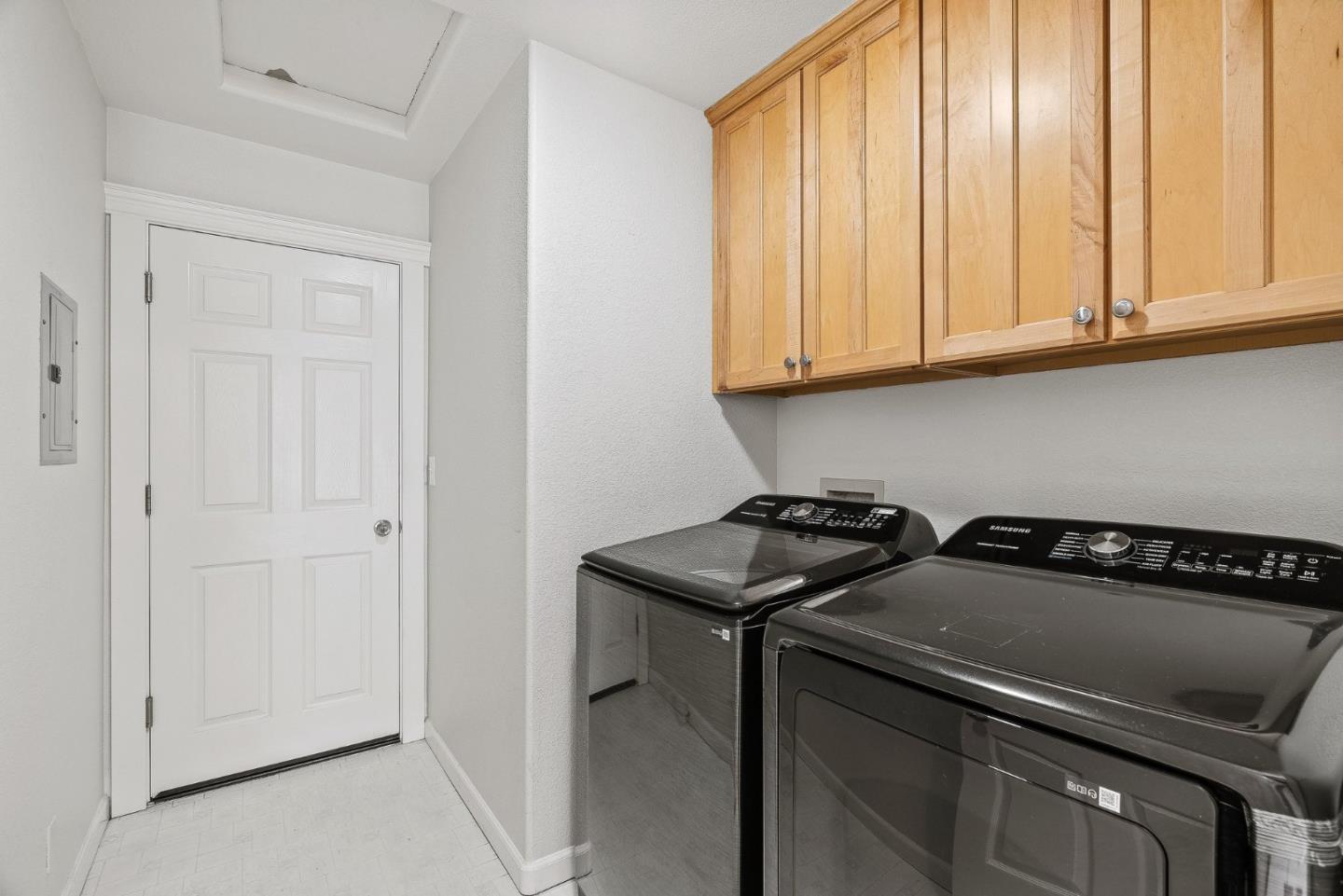 Detail Gallery Image 30 of 41 For 419 Linden St, Santa Cruz,  CA 95062 - 3 Beds | 2 Baths