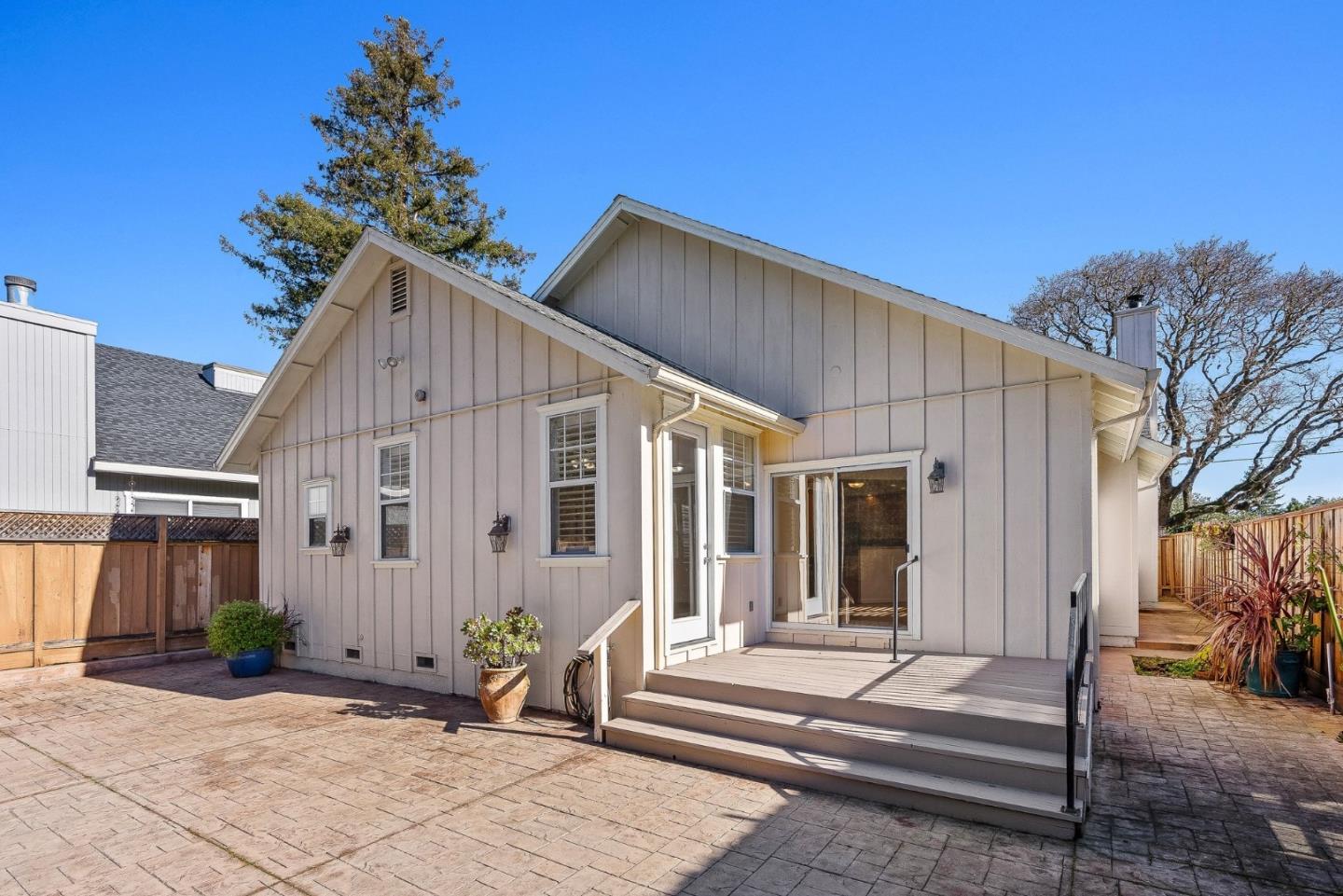 Detail Gallery Image 33 of 41 For 419 Linden St, Santa Cruz,  CA 95062 - 3 Beds | 2 Baths