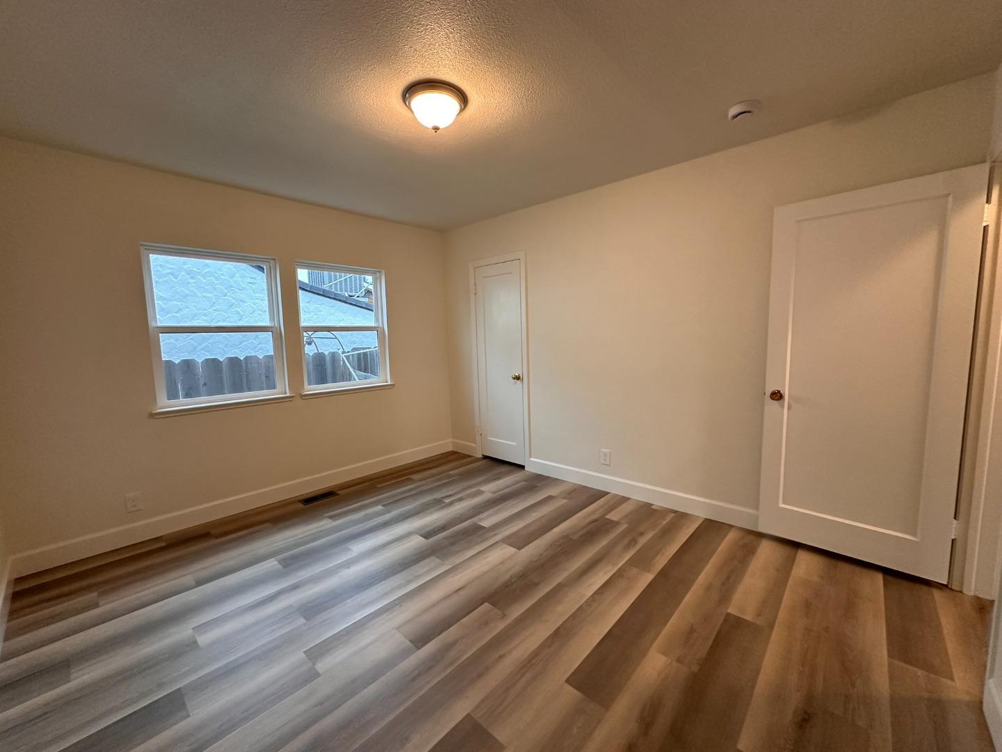 Detail Gallery Image 12 of 31 For 1220 S Church St, Lodi,  CA 95240 - 3 Beds | 1/1 Baths